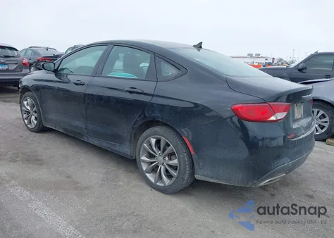 2015 Chrysler 200 S z USA, uszkodzony, nr VIN 1C3CCCBG2FN582179